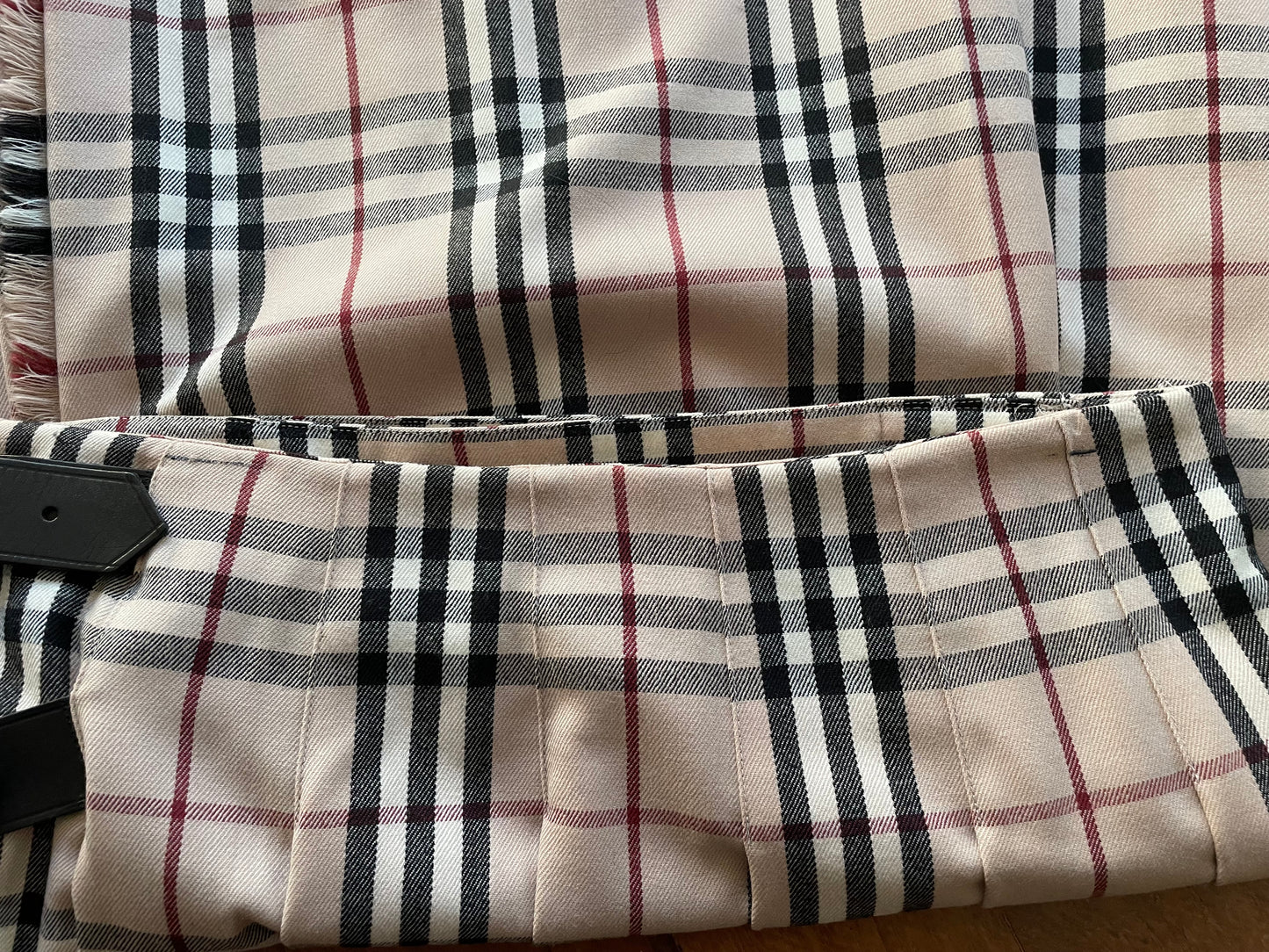 Burberry nova check midi skirt