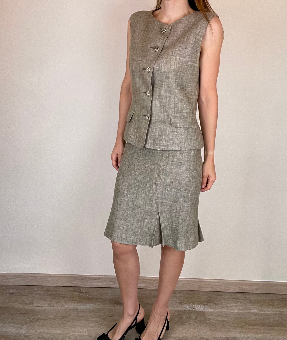 Genny Spring Summer 1996 beige linen skirt ensemble