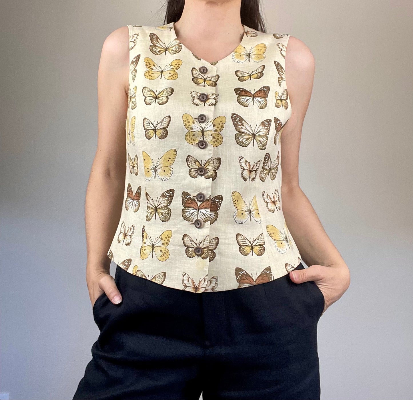 Laurel by Escada linen butterfly vest top