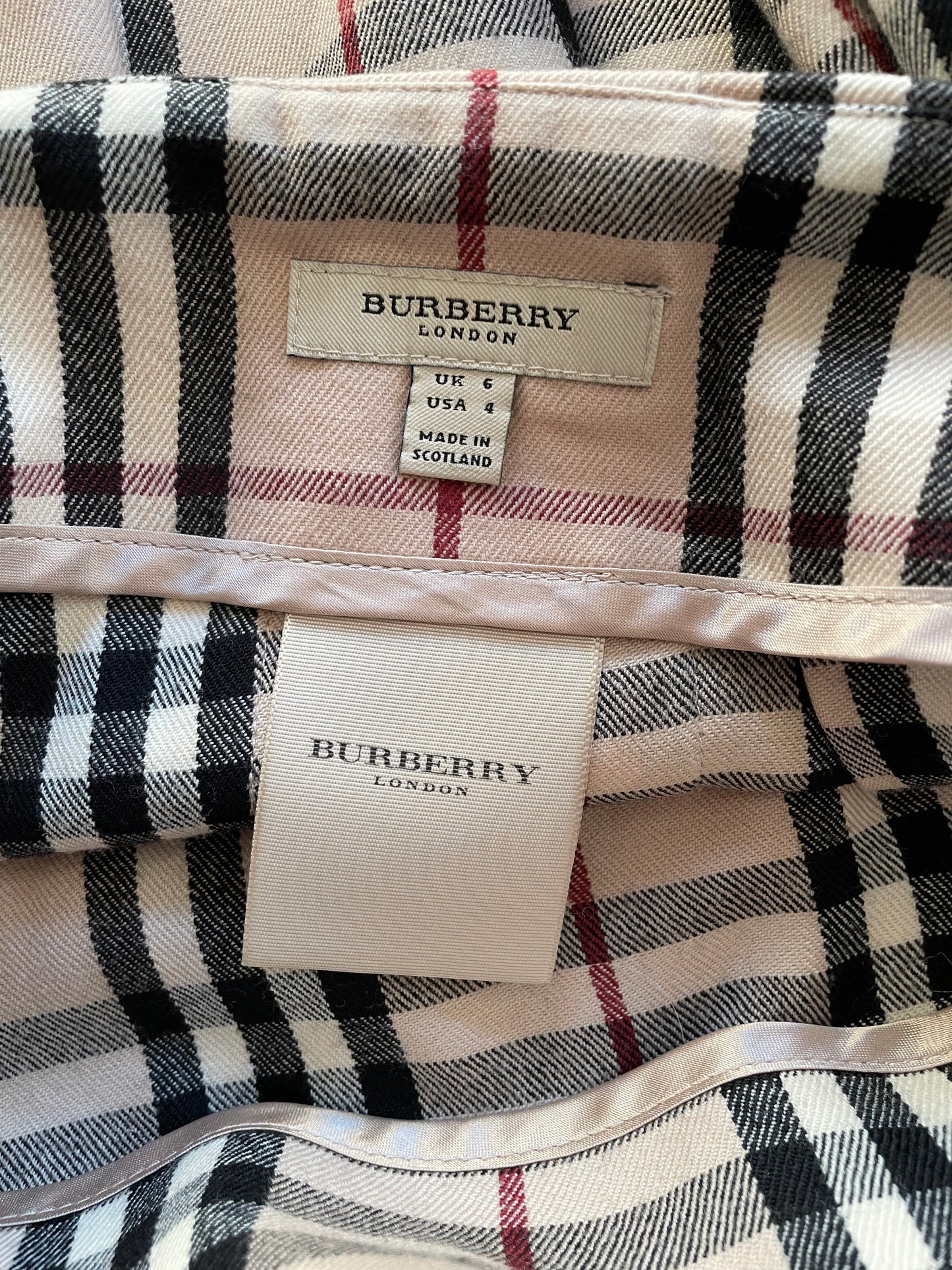 Burberry nova check mini skirt