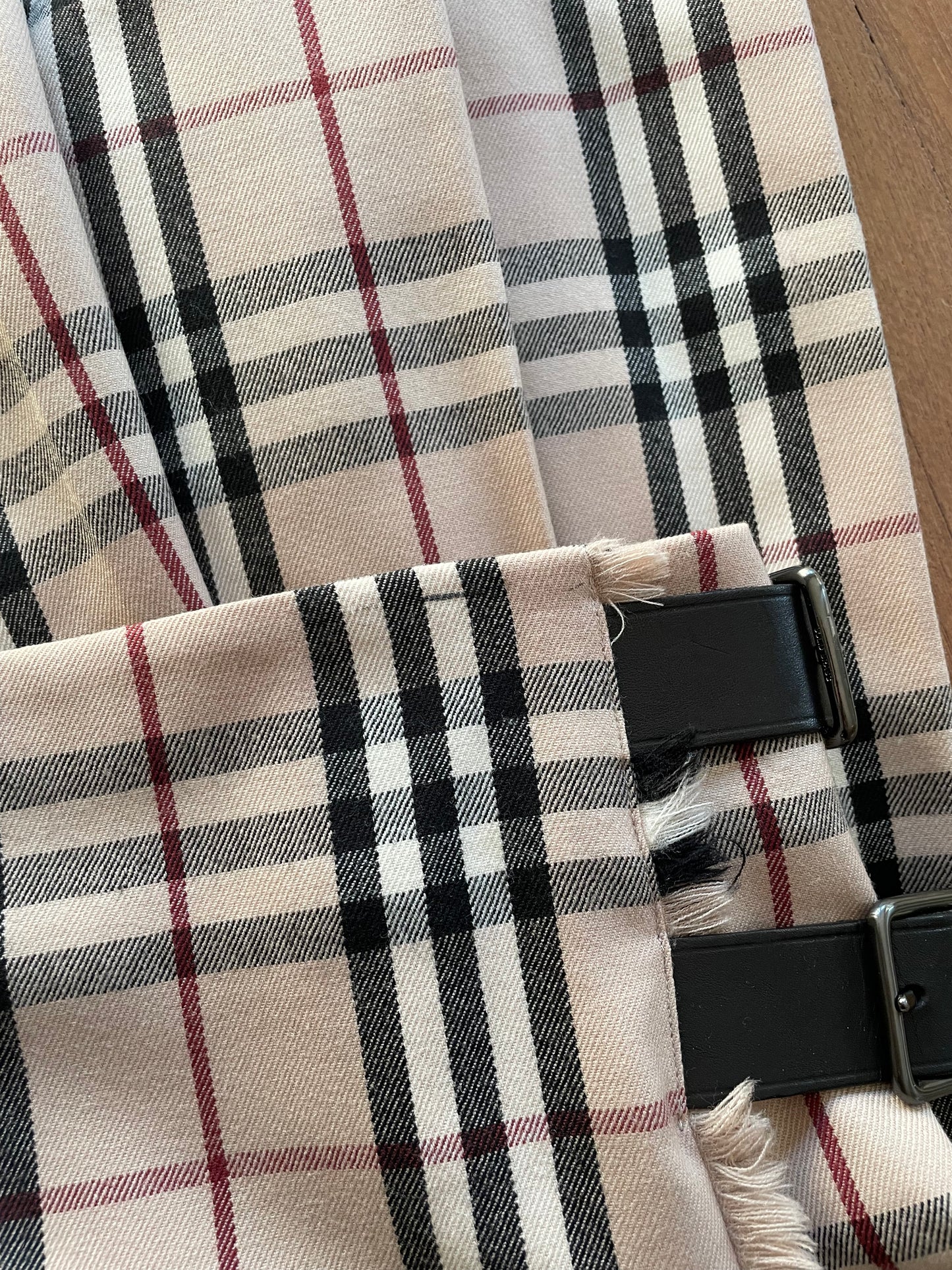 Burberry nova check midi skirt