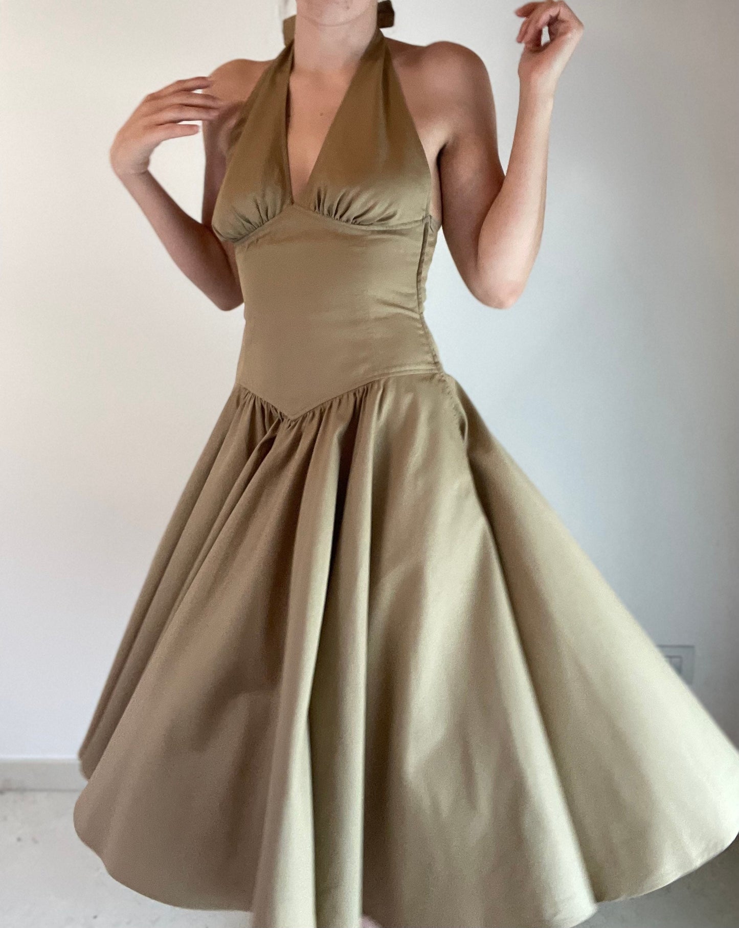 Mila Schön Marilyn Monroe dress