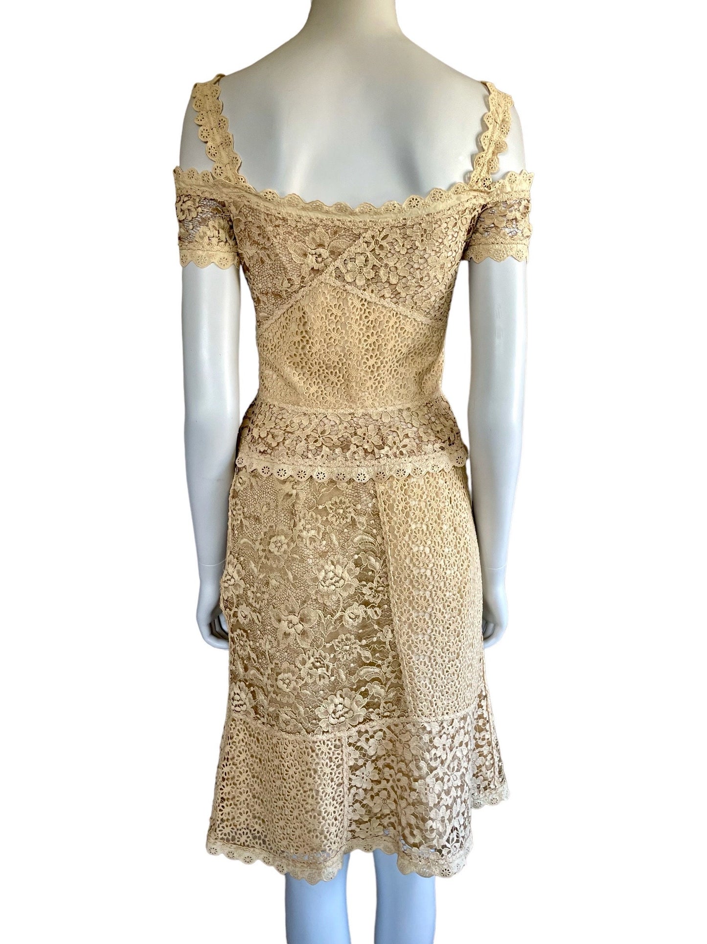 Moschino lace skirt set