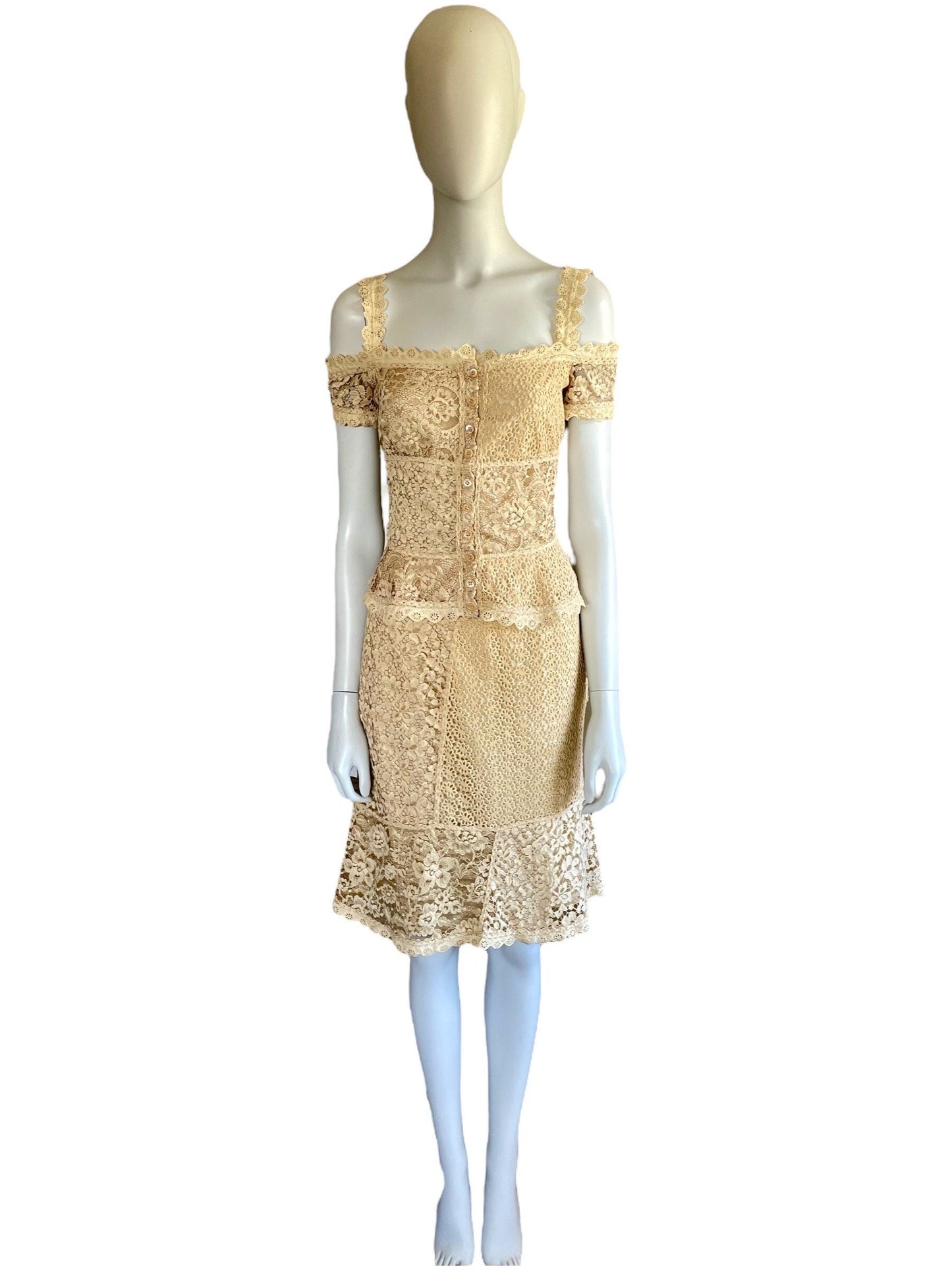 Moschino lace skirt set